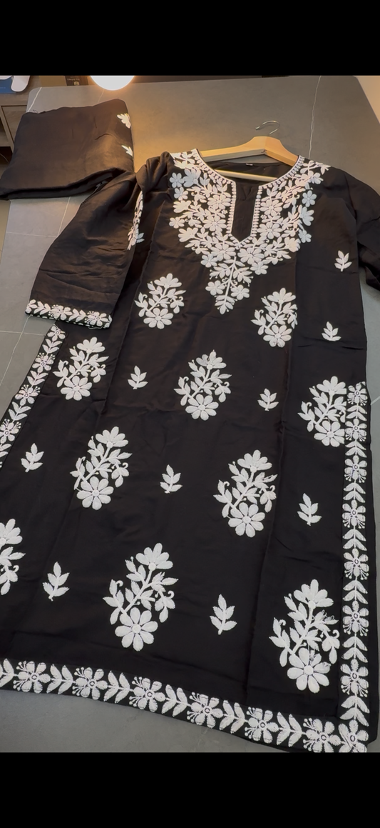 Chickenkari Kuthi & Palazzo pant